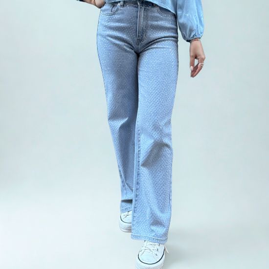 Pantalón brillo tendencia primavera verano 2025