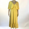 Vestido elegante de Mar de Caprichos con diseño exclusivo, acabado refinado y corte favorecedor, ideal para ocasiones especiales.